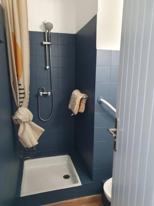 Studio Equipe Et Meuble St Cyprien Saint-Cyprien  Esterno foto